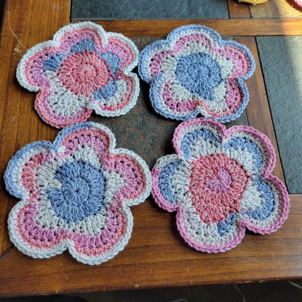Handmade 4 Piece Floral Coaster Set
